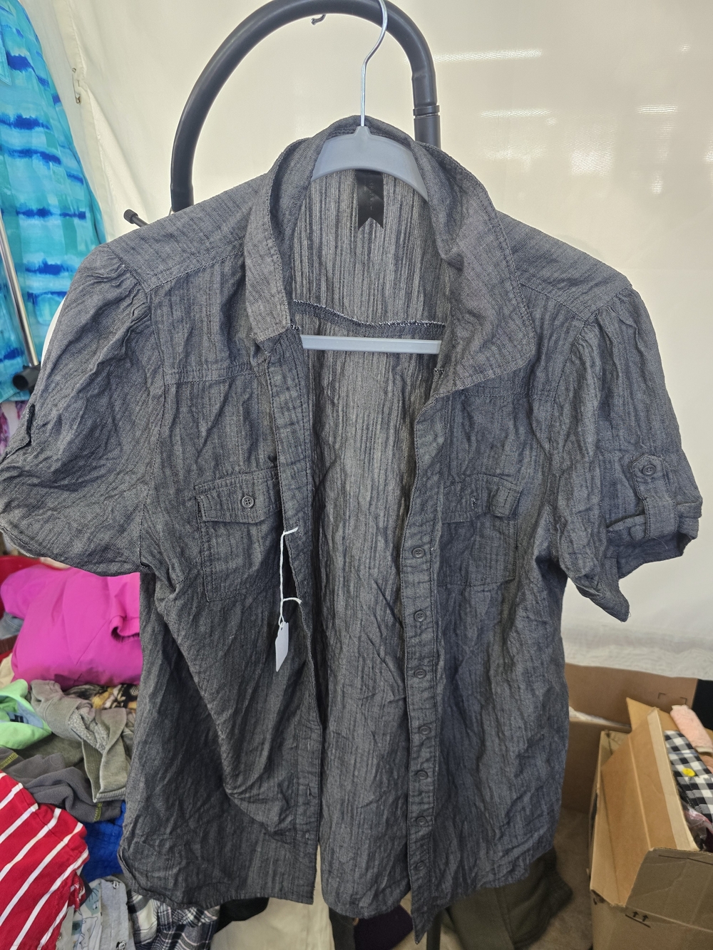 Women’s Short-Sleeve Button-Down Shirt - Gray